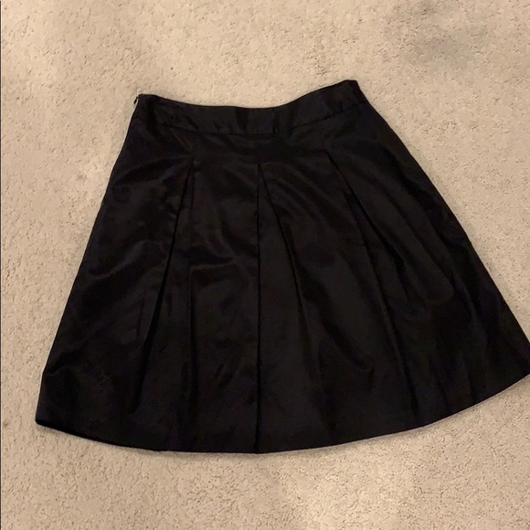 BCBG MaxAzria Pleated Skirt - Picture 4 of 7
